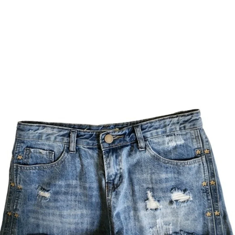 Mod Ref blue distressed jean shorts sz M